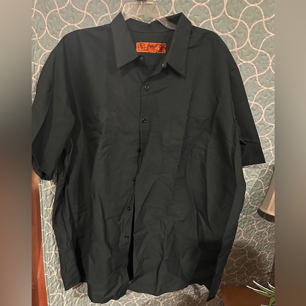 Red Kap dark gray button down short sleeve shirt 4XL